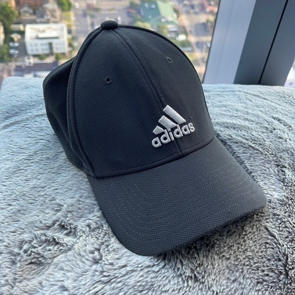 Adidas CAP 🧢